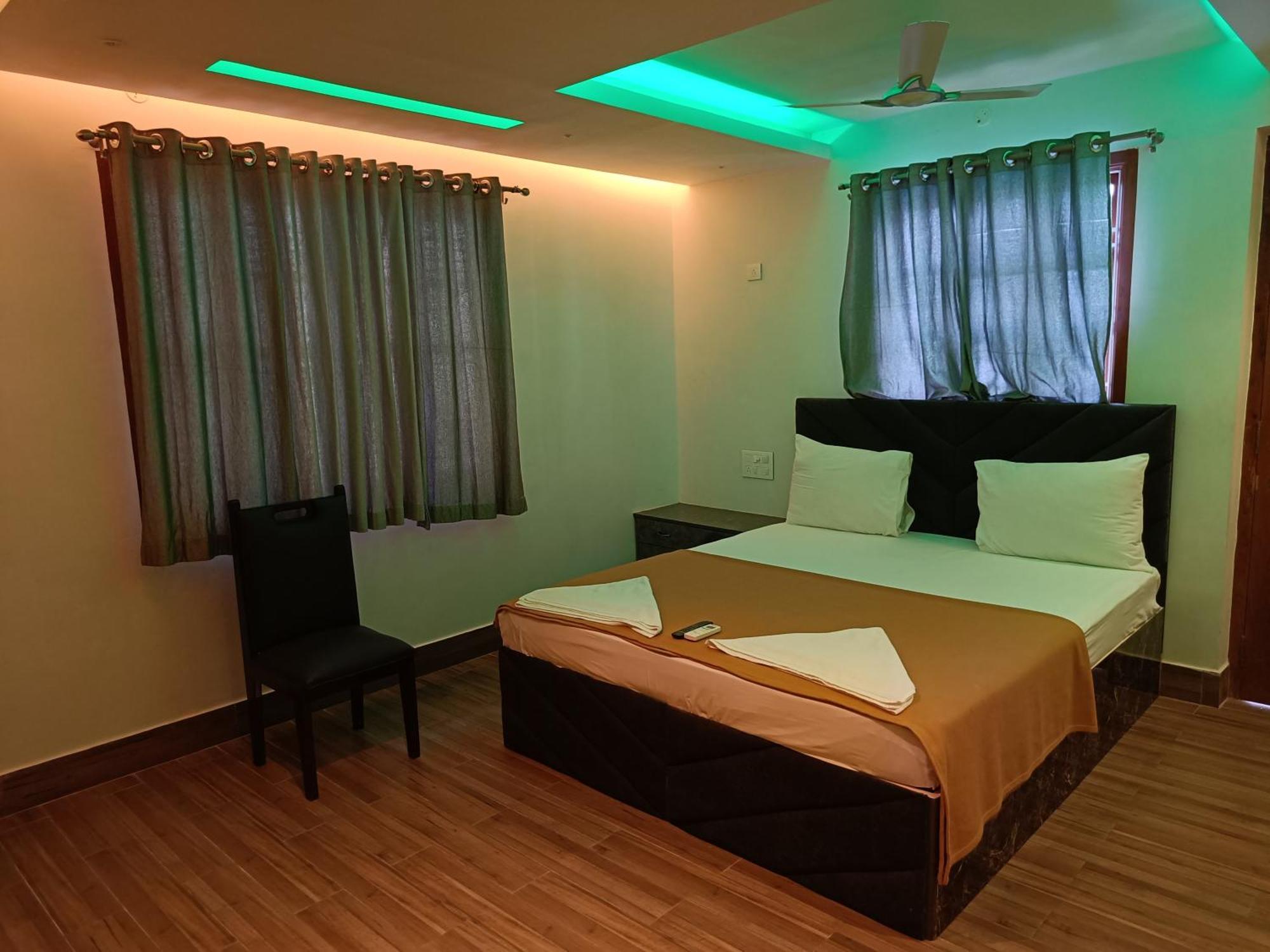 Umino Beach Resort Ченнаї Екстер'єр фото